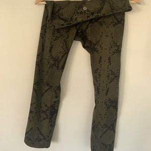 Lululemon leggings